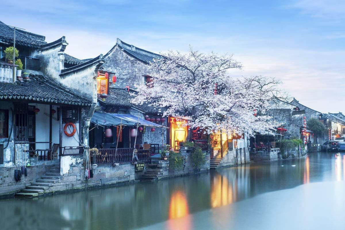 逃离小怪世界